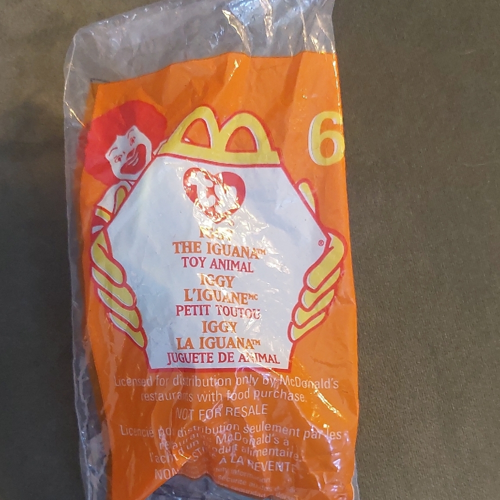Rare 1999 McDonalds Happy Meal Iggy The Iguana Toy# 6 w/ Tag Errors